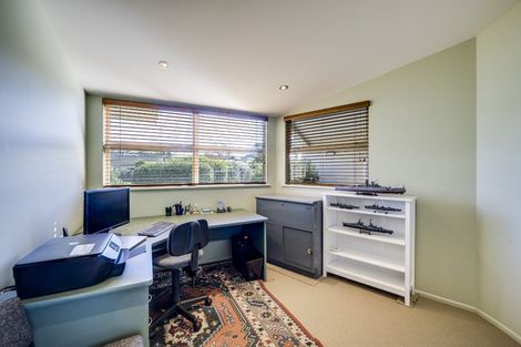 Photo of property in 7 Irene Mooney Place, Greenmeadows, Napier, 4112