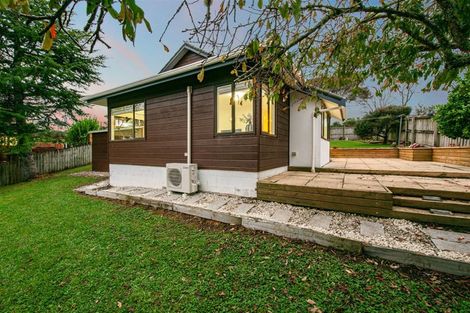 Photo of property in 64 Birdwood Road, Swanson, Auckland, 0612