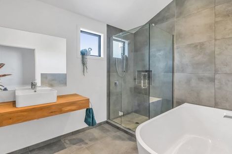 Photo of property in 16 Glen Oak Drive, Kirwee, Darfield, 7571