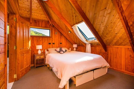 Photo of property in 39 Whaanga Road, Raglan, 3297