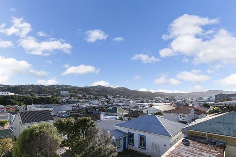 Photo of property in 2a Princess Street, Newtown, Wellington, 6021