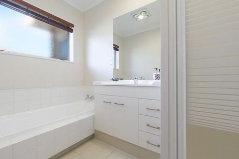 Photo of property in 56 Freyberg Street, Otumoetai, Tauranga, 3110