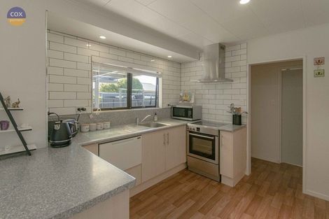 Photo of property in 8 Ryan Crescent, Greenmeadows, Napier, 4112