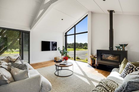 Photo of property in 2 Pioneer Crescent, Omaha, Warkworth, 0986