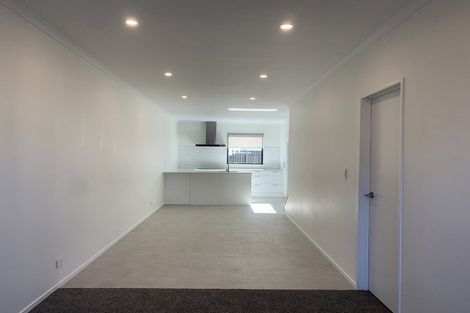 Photo of property in 18 Hema Road, Hobsonville, Auckland, 0616