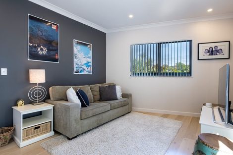 Photo of property in 131 Beach Road, Castor Bay, Auckland, 0620