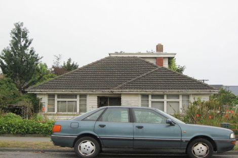 Photo of property in 17 Coppell Place, Hillmorton, Christchurch, 8025
