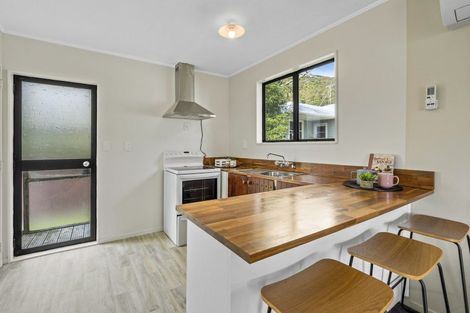 Photo of property in 1b Sunny Grove, Wainuiomata, Lower Hutt, 5014