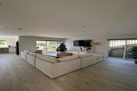 Photo of property in 28b Halberg Street, Glenfield, Auckland, 0629