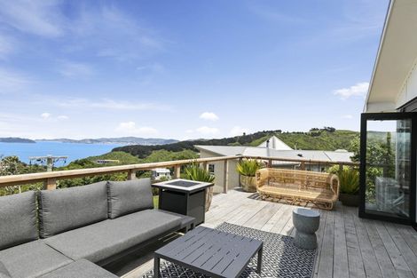 Photo of property in 85 Maungaraki Road, Korokoro, Lower Hutt, 5012