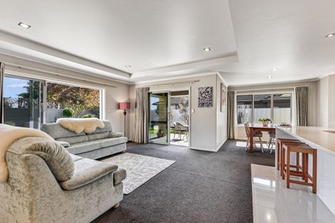 Photo of property in 3 Amokura Crescent, Flagstaff, Hamilton, 3210