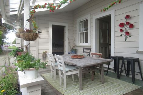 Photo of property in 61 Fergusson Street, Woodville, 4920