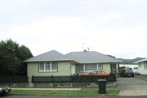 Photo of property in 49 Clyma Street, Elderslea, Upper Hutt, 5018