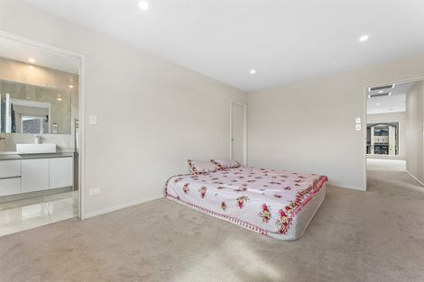Photo of property in 42 Lime Hill Rise, Flat Bush, Auckland, 2019