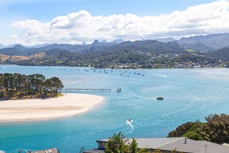 Photo of property in 197 Paku Drive, Tairua, 3508