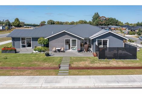 Photo of property in 1 Tara Crescent, Woodend, 7610