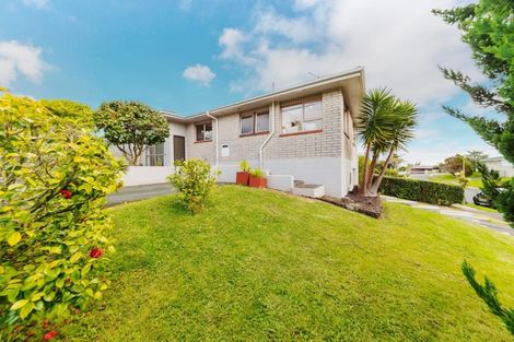 Photo of property in 1/68 Sorrel Crescent, Bucklands Beach, Auckland, 2012