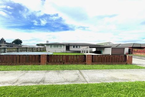 Photo of property in 18 Hunua Road, Papakura, 2110