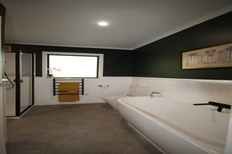 Photo of property in 7e Tasman Street, Vogeltown, New Plymouth, 4310