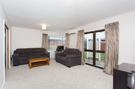 Photo of property in 49 Lowry Avenue, Redwood, Christchurch, 8051