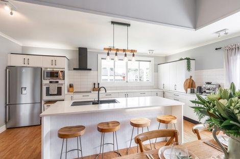 Photo of property in 18 Thornton Road, Cambridge, 3434