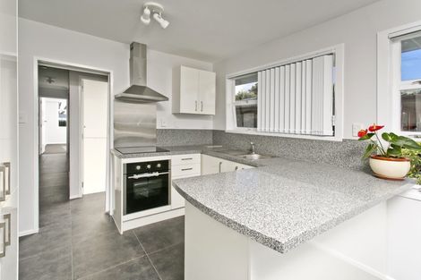 Photo of property in 1/223 Eskdale Road, Birkenhead, Auckland, 0626