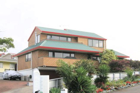 Photo of property in 7 Fairway Avenue, Red Beach, 0932