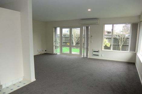 Photo of property in 4/30 Newnham Terrace, Upper Riccarton, Christchurch, 8041