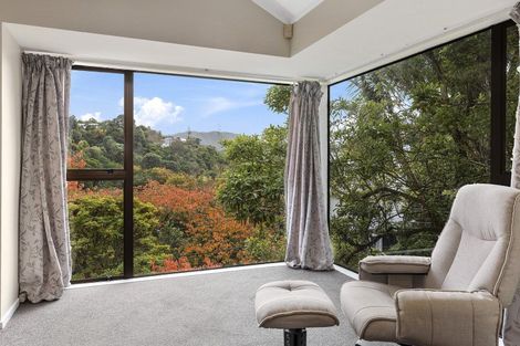 Photo of property in 12 Creswick Terrace, Northland, Wellington, 6012