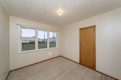 Photo of property in 5 Murray Avenue, Hawera, 4610