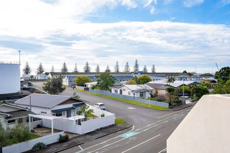 Photo of property in 4/80 Battery Road, Ahuriri, Napier, 4110