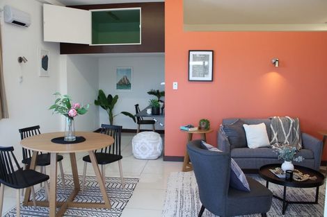 Photo of property in 41a Tamworth Crescent, Newlands, Wellington, 6037