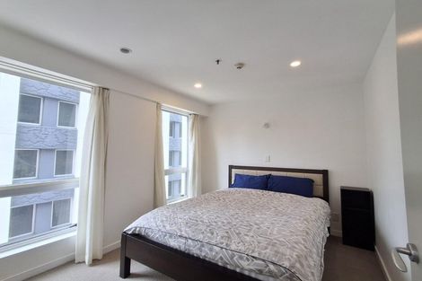 Photo of property in Terrace Heights Apartments, 4b/163 The Terrace, Wellington Central, Wellington, 6011