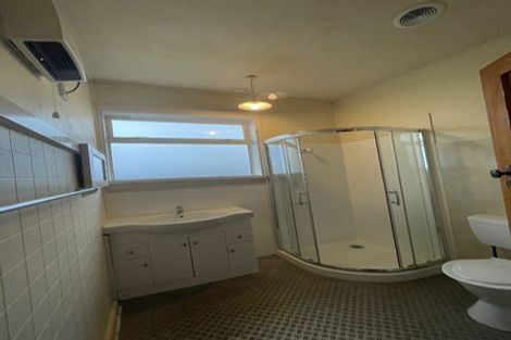 Photo of property in 33 Gambia Street, Papanui, Christchurch, 8053