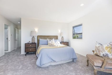 Photo of property in 21/15f Vinograd Drive, Te Atatu Peninsula, Auckland, 0610