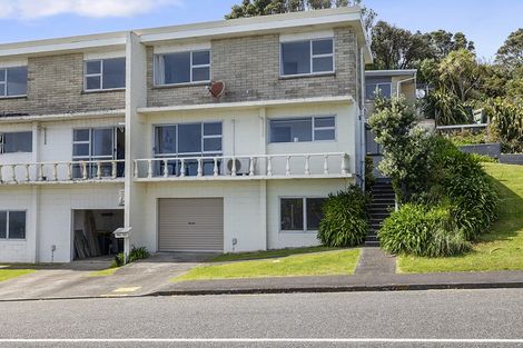 Photo of property in 27b Port View Crescent, Moturoa, New Plymouth, 4310