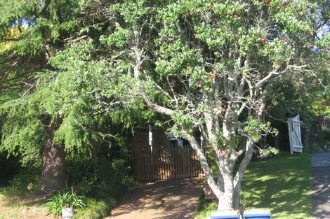 Photo of property in 14 Ondine Place, Glenfield, Auckland, 0629