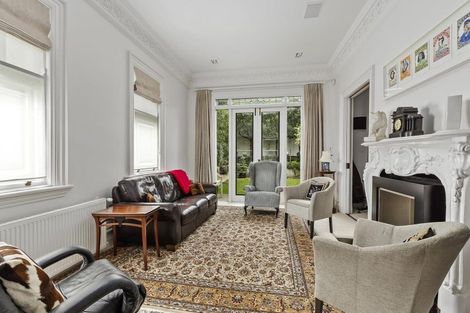 Photo of property in 25 Brougham Street, Mount Victoria, Wellington, 6011