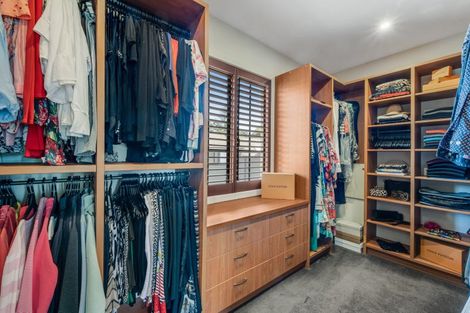 Photo of property in 2 Glenoaks Rise, Mellons Bay, Auckland, 2014