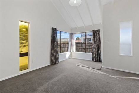 Photo of property in 2/373 Hereford Street, Linwood, Christchurch, 8011