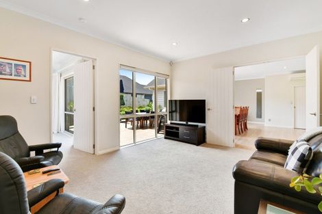 Photo of property in 225 Millwater Parkway, Silverdale, 0932