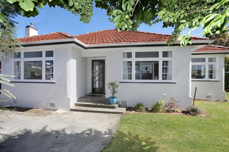 Photo of property in 35 Hardie Street, Hokowhitu, Palmerston North, 4410
