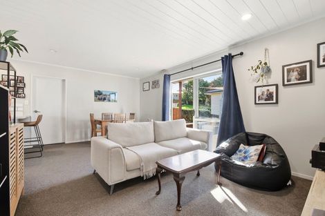Photo of property in 65 Coopers Road, Dallington, Christchurch, 8061