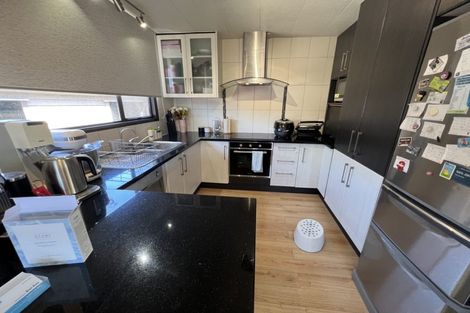 Photo of property in 2/1 Thomas Road, Flat Bush, Auckland, 2019