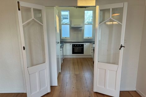 Photo of property in 1/30 Princes Street, Northcote Point, Auckland, 0627