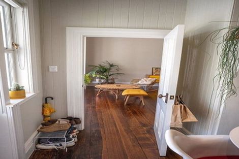 Photo of property in 9 Tudor Street, Devonport, Auckland, 0624