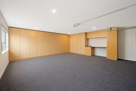 Photo of property in 220 Forest Hill Road, Waiatarua, Auckland, 0612