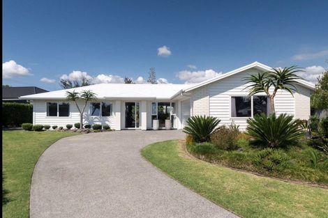 Photo of property in 30 Charlotte Drive, Omokoroa, 3114