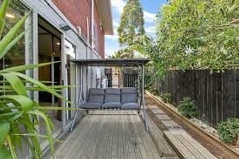 Photo of property in 4/11 Huapai Street, Onehunga, Auckland, 1061