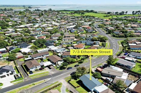 Photo of property in 7/3 Etherton Drive, Weymouth, Auckland, 2103